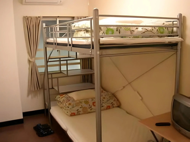 Grace Naha - Hostel