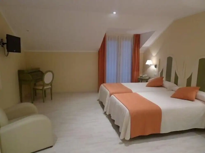 Standard Quadruple room with balcony