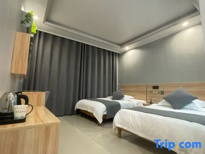 Standard Family room