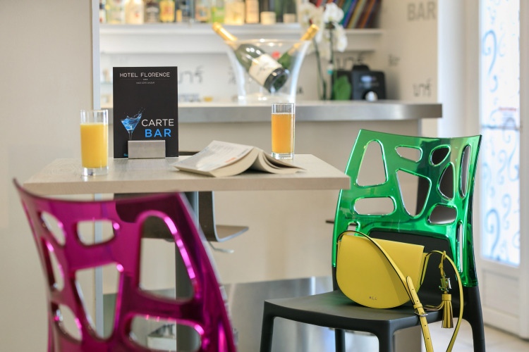 Hotel Florence NiceOver view