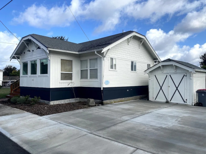 Salt House - 2 Br Home