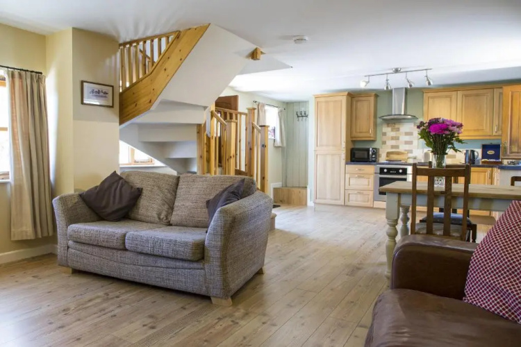 2 Bed Llangollen Cottage - Sleeps 4