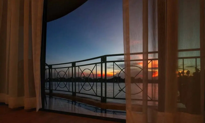 Executive Suite with balcony
