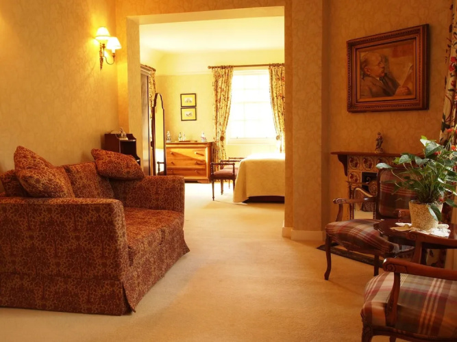 Knockinaam Lodge