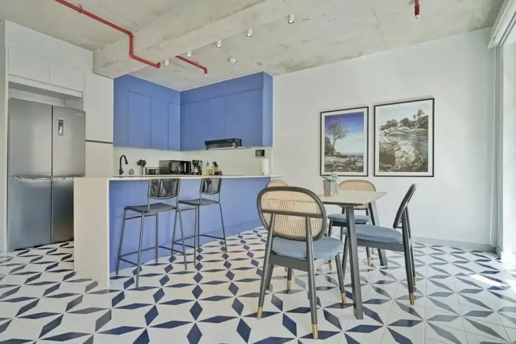w Spectacular 2BR in Plaza Herrera