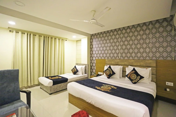 Superior Triple room