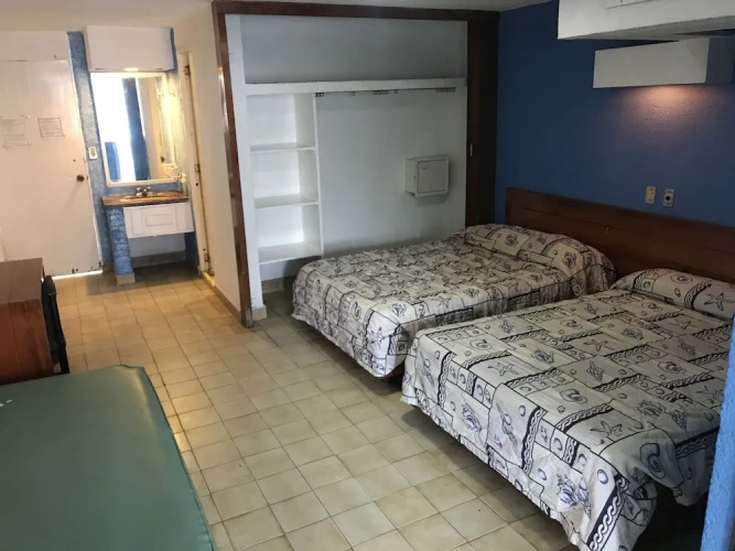 Economy Quadruple room
