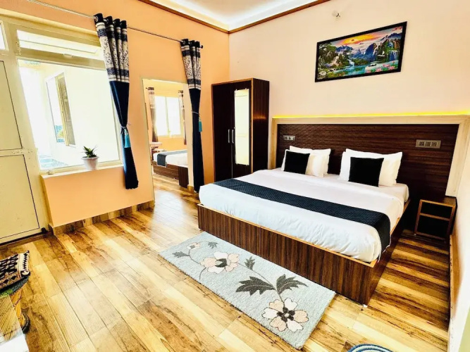 Paradise Inn by HBR