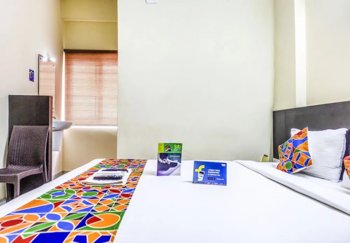 FabHotel Limestone Gachibowli