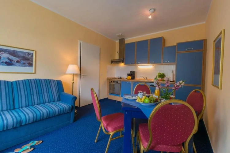 2 Bedrooms Apartment