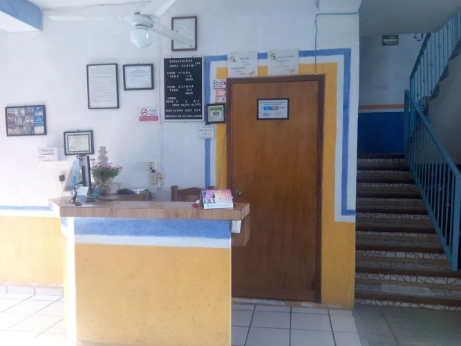 Hotel Sarabi Barra de Navidad