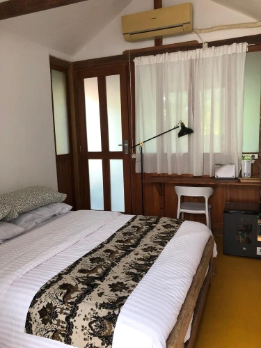 Comfort room