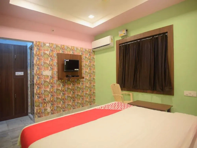 Capital O 14489 Hotel Aryan