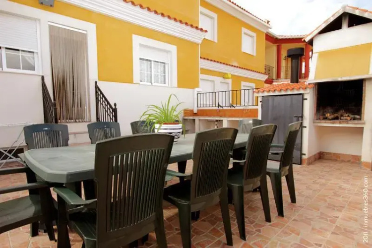Casa Rural "Burguillos"