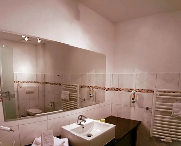 Comfort room