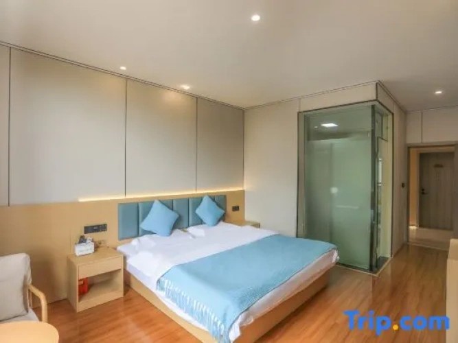 Standard Double room with courtyard view