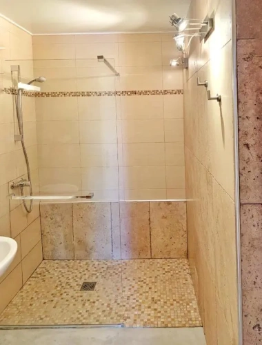 Standard Triple Basement room
