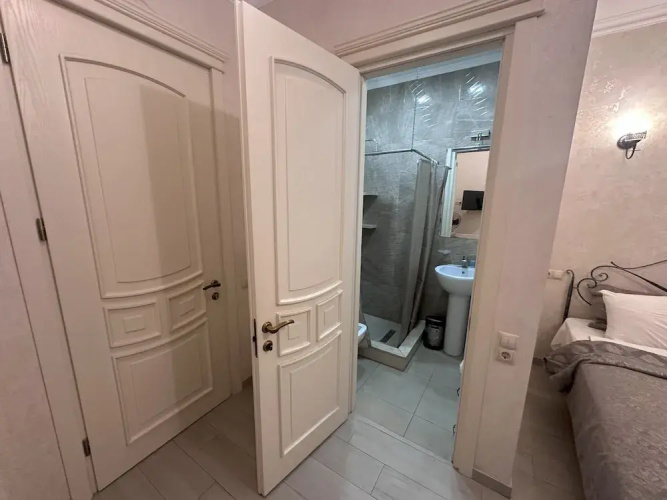 Silver 44 Hotel