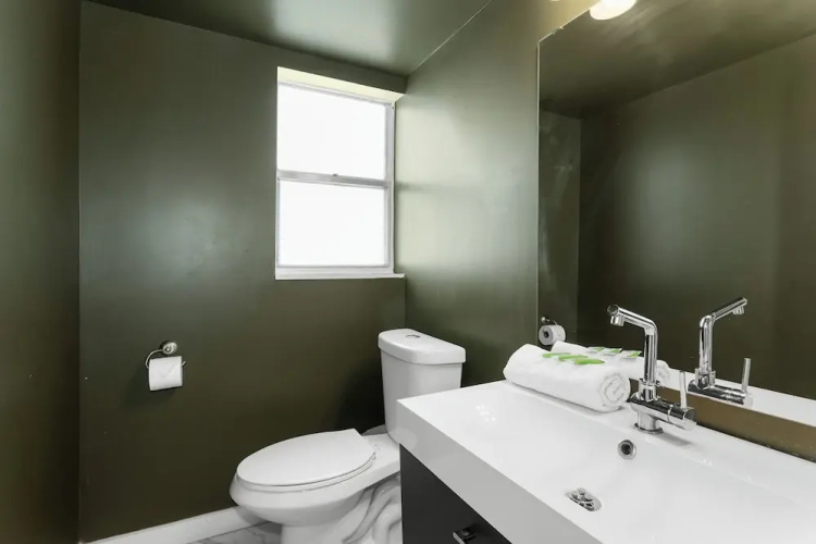 Bay Harbor Sunset Apt 2A