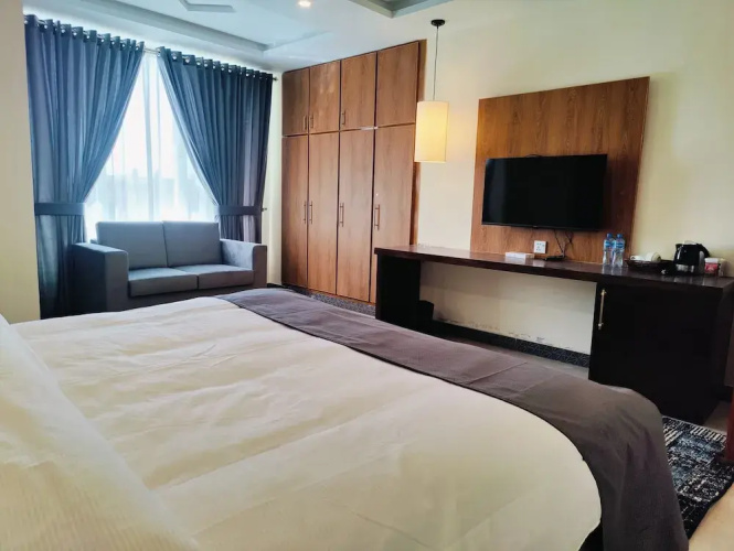 Pinemont Hotel