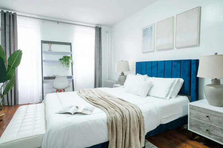 1567-4a Large Modern 2 Bedroom Prime UES APT