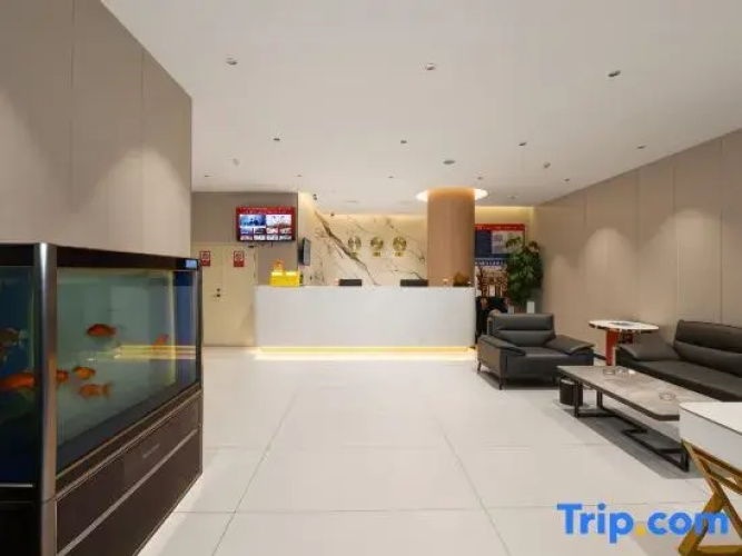 Yi  Jia  Hotel