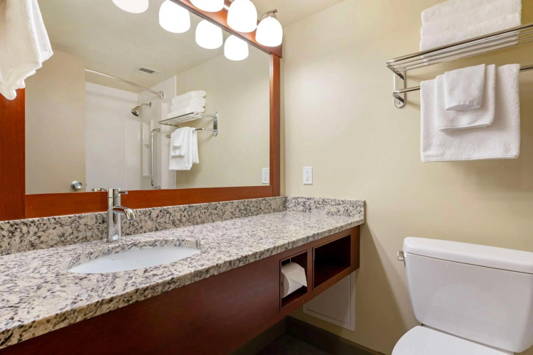 Best Western Plus Barclay Hotel photo 11