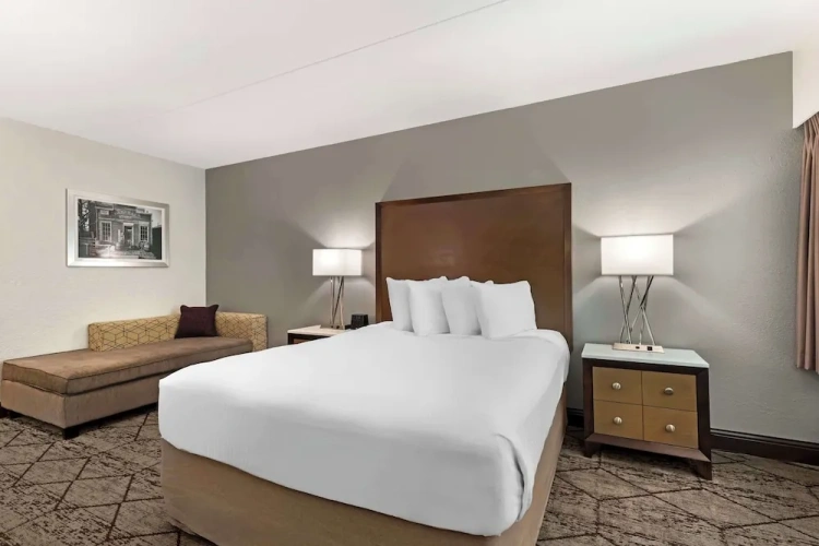 Standard Double room with view