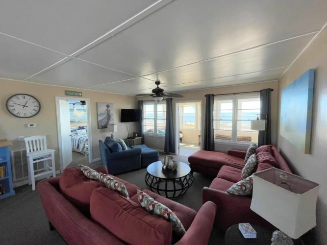3 Bedrooms Cottage