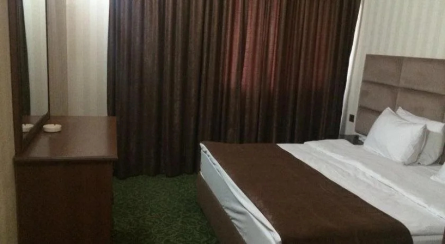 Neapol Hotel