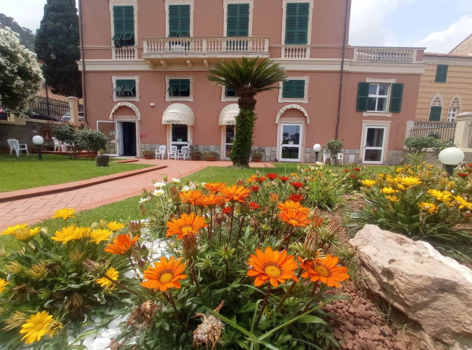Hotel Madri Pie Noli