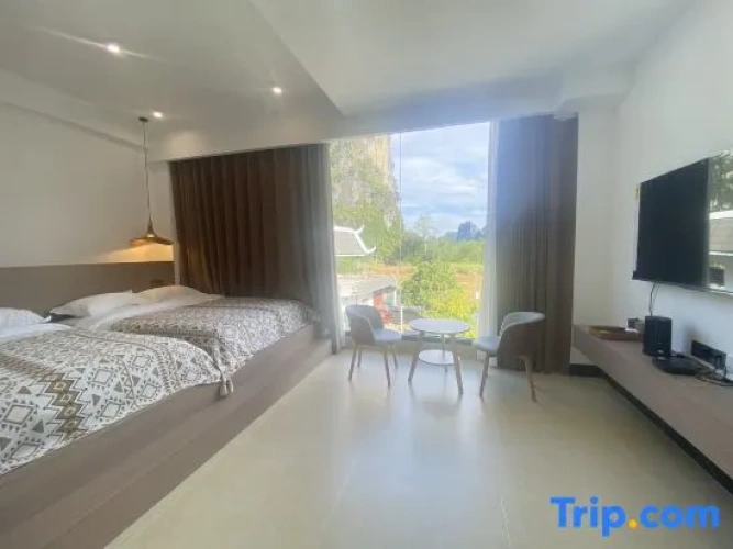 Standard Quadruple room with sunrise view