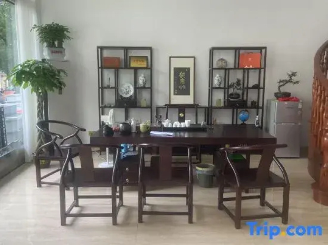 Xiangshan YuJia Homestay