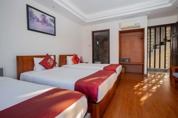 Deluxe Triple room