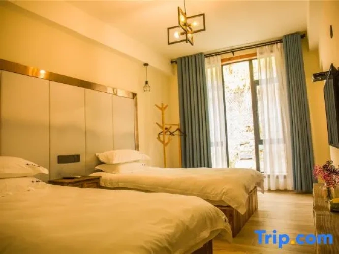 1 Bedroom Suite