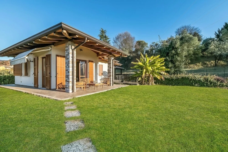 Standard Cottage