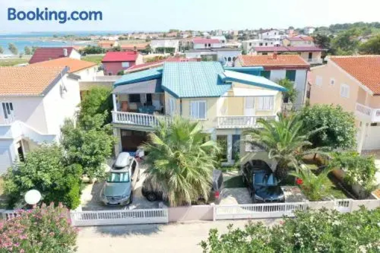 Apartment Plavo Sidro