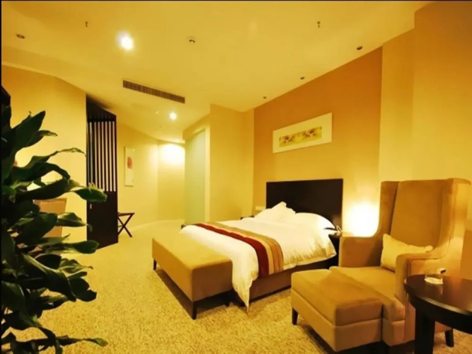 Chengdu Jinyi Hotel