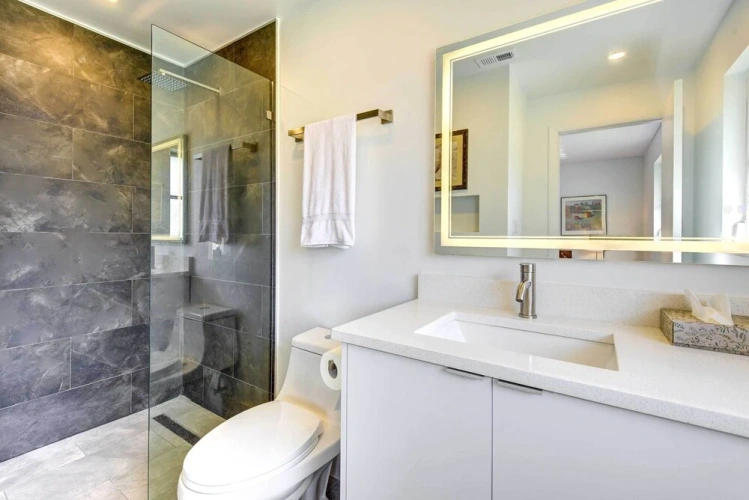 2 Bedrooms Cottage