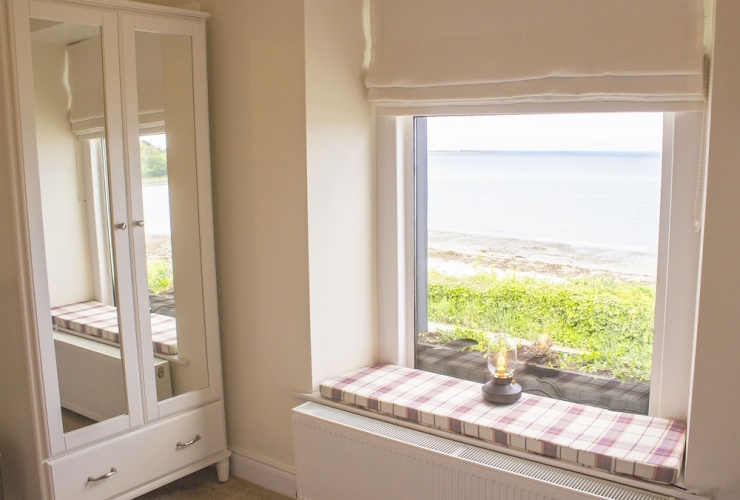 Manse On The Beach
