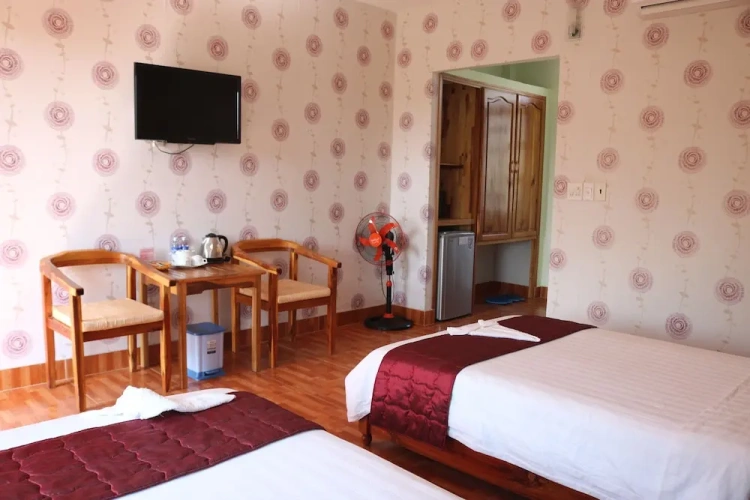 Standard Twin room with balcony and with sea view
