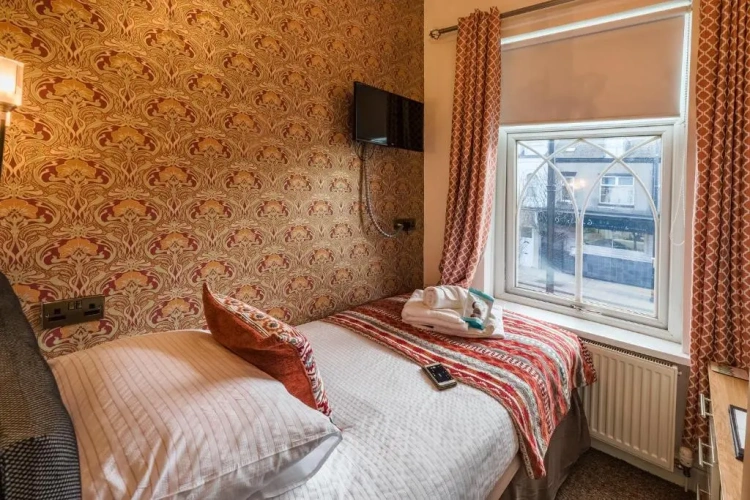 Standard Single room