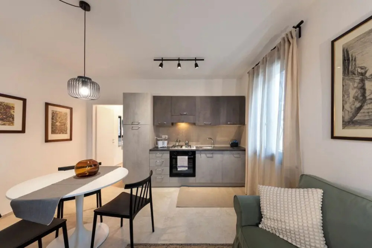 HouSmart Montanara 606-2