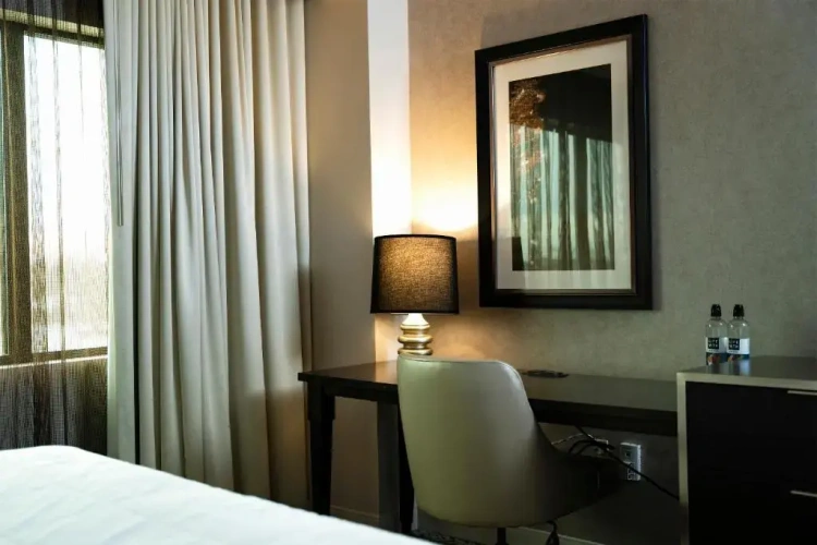 Deluxe Quadruple room with view