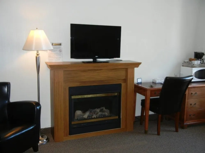 Pine Dale Motor Inn
