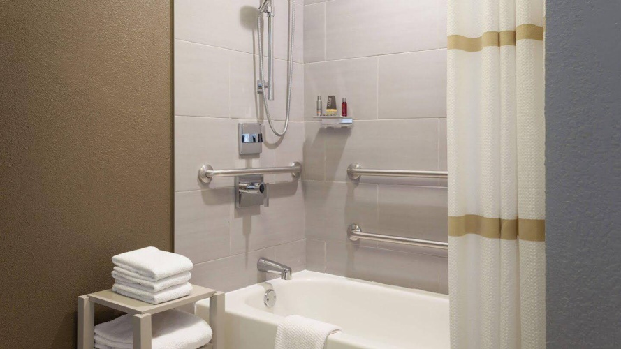 Marriott Savannah Riverfront photo 14