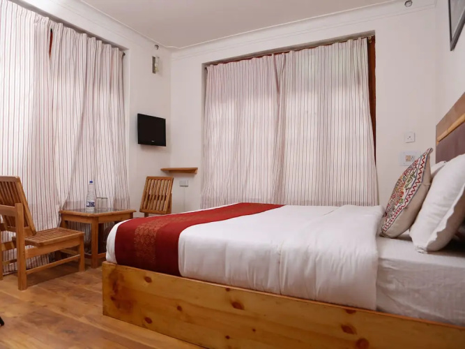 OYO 13759 Hotel Galwan Palace