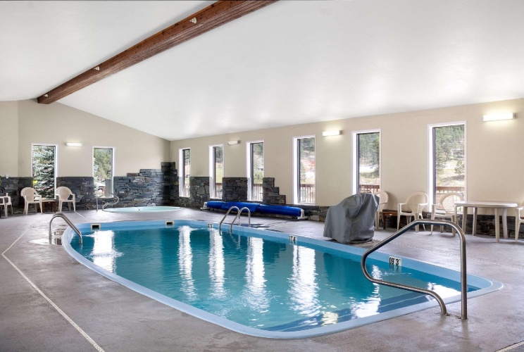 EverSpring Inn & Suites photo 12