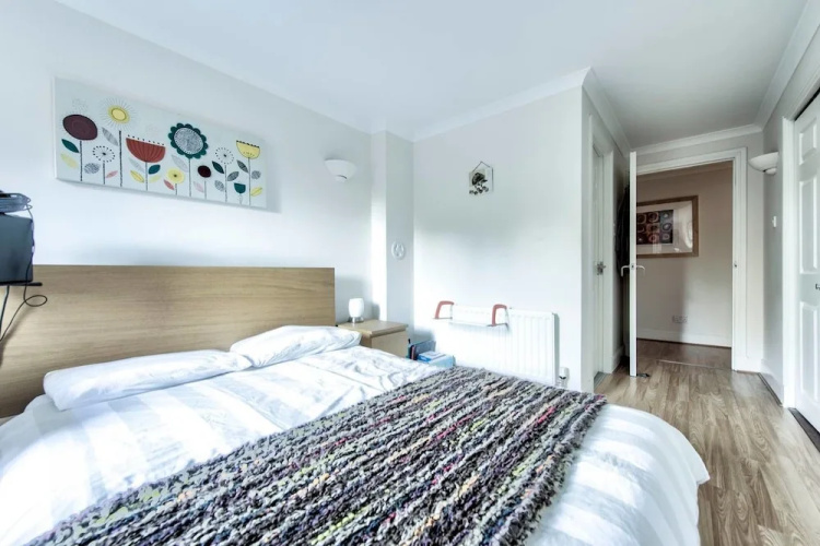 Comfortable Apartment Next To Holyrood Park