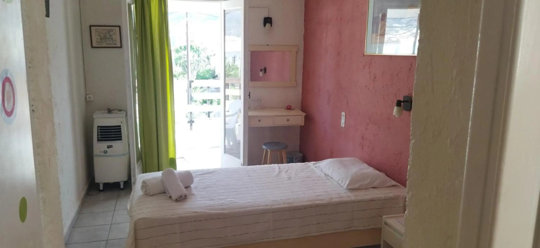 Cleo Rooms